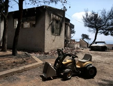 Φωτιά Μάτι: Απαλλάσσονται από τον ΕΝΦΙΑ οι πυρόπληκτοι